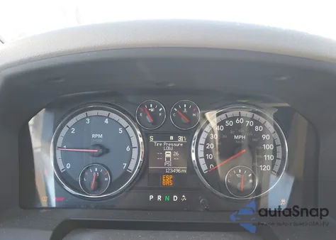 2010 Dodge Ram 1500 Slt/Sport/Trx z USA, uszkodzony, nr VIN 1D7RV1GT2AS114947